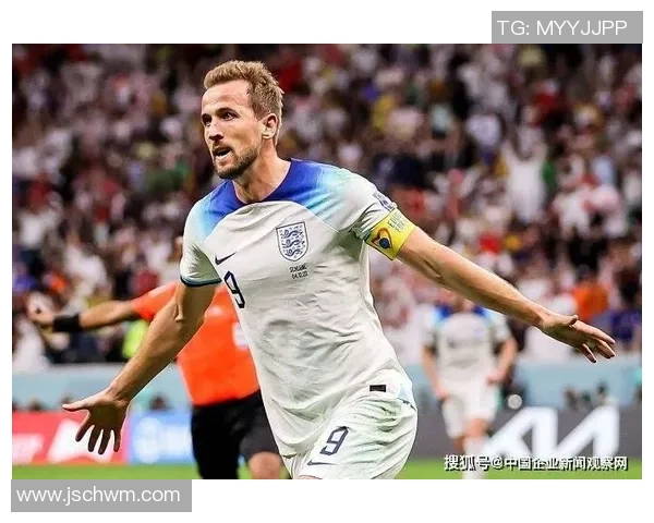 足球亨德森在场上身披几号球衣他为球队贡献了哪些关键时刻