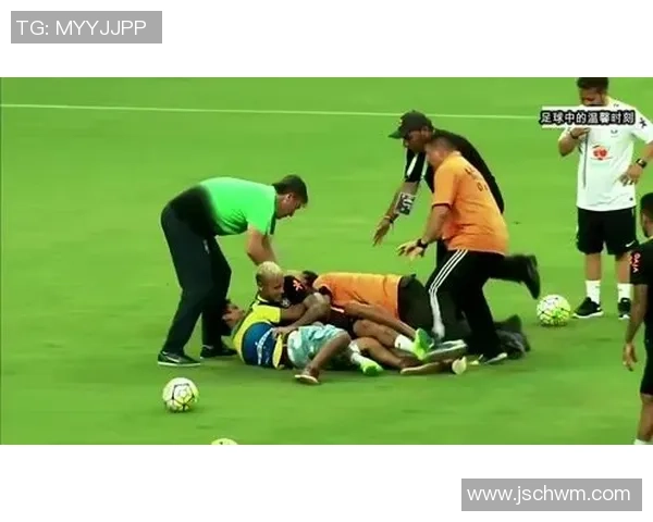 足球巨星牵手忠实女粉丝上演浪漫爱情故事令人羡慕