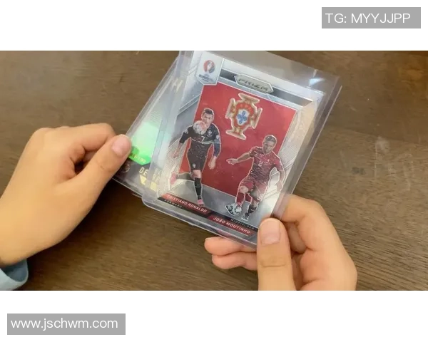 足球球星开启个人球星卡新纪元 探索球场与收藏的完美结合